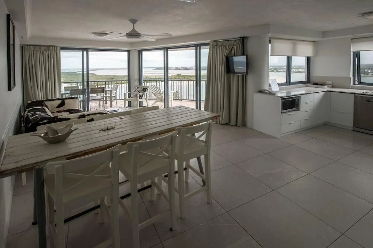**** Aparthotel Centrepoint Apartments Caloundra Australia